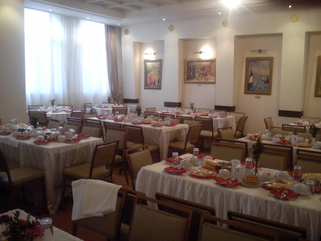 Sparta Inn