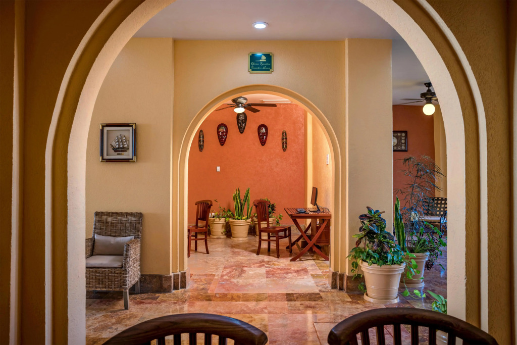 Best Western Posada Freeman