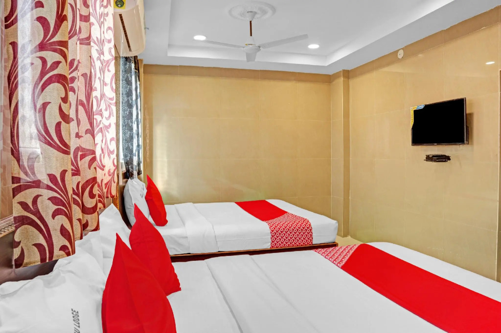 Sindhu Lodge by OYO Rooms