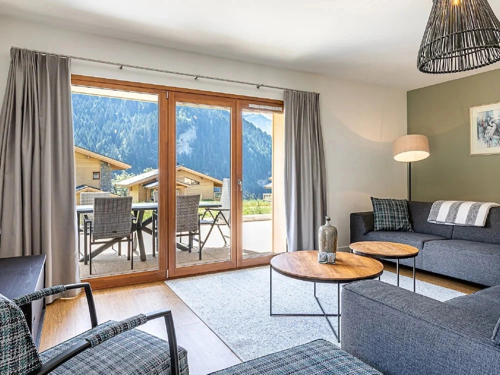 Charming Alps Apartment