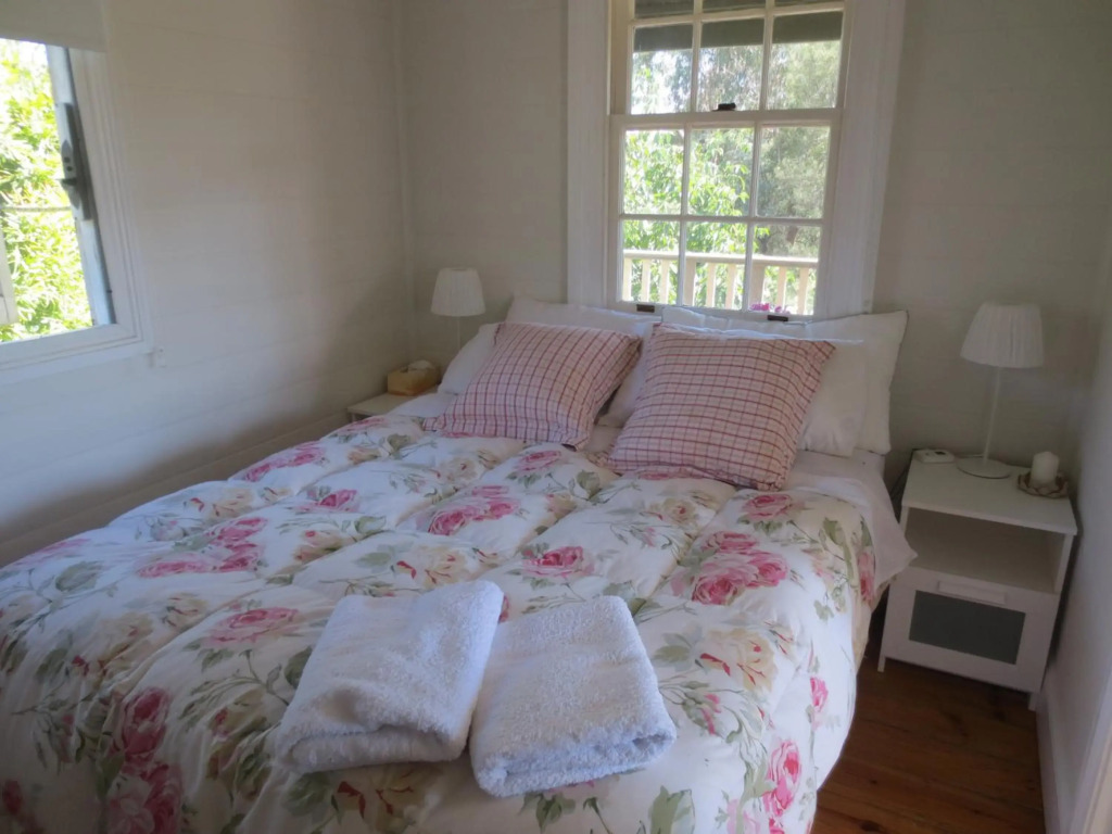 Walnut Cottage via Leongatha