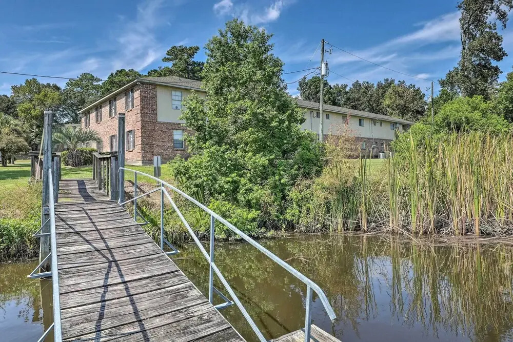 Cozy Hanahan Condo w/ Cooper River Access!