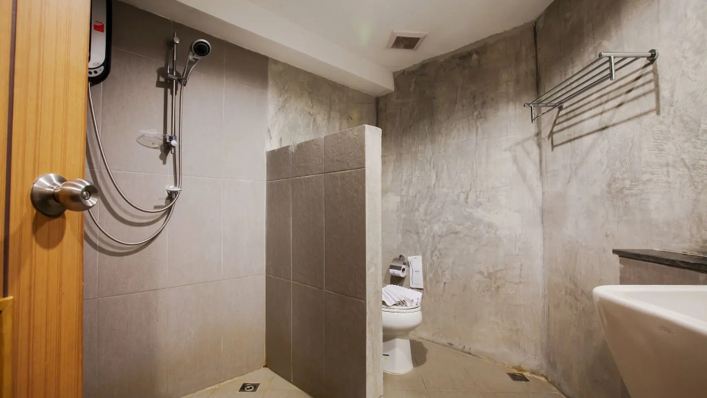 B2 Jomtien Pattaya Boutique & Budget Hotel