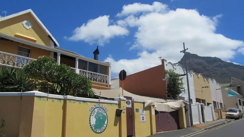 Green Elephant Backpackers