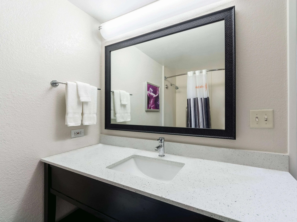La Quinta Inn & Suites by Wyndham San Antonio Downtown