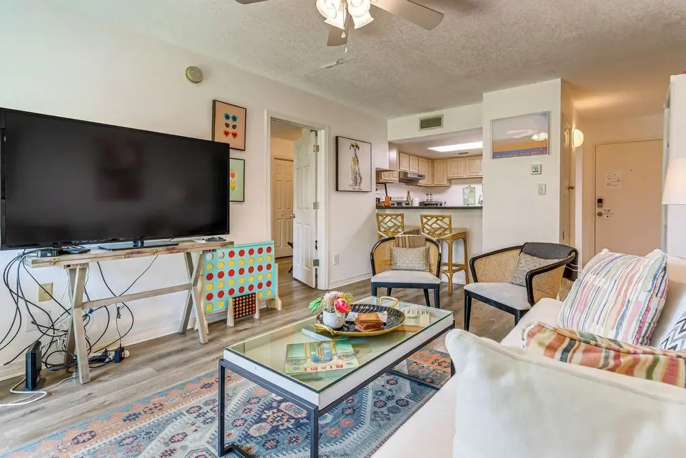 Sea La Vie Condo: Pensacola Beach Access!