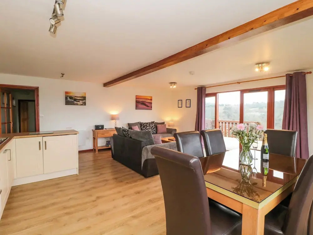 The Willow Lodge