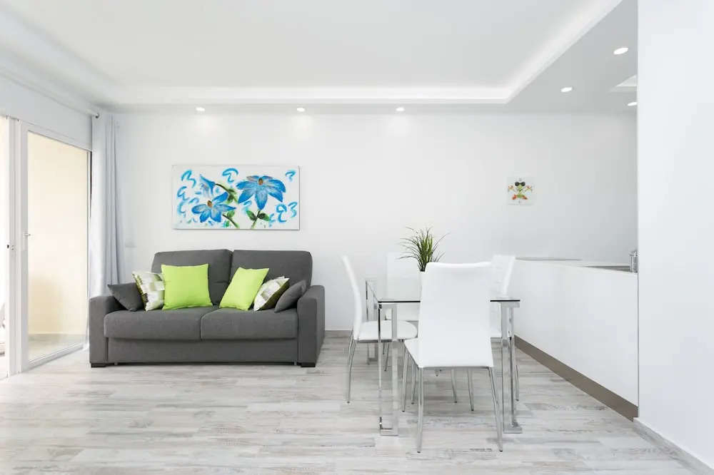 906. Luxury Paraiso Apartment with Sea View