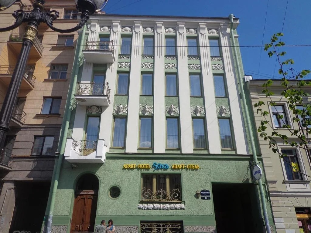 Apartment Longo On Furshtatskaya