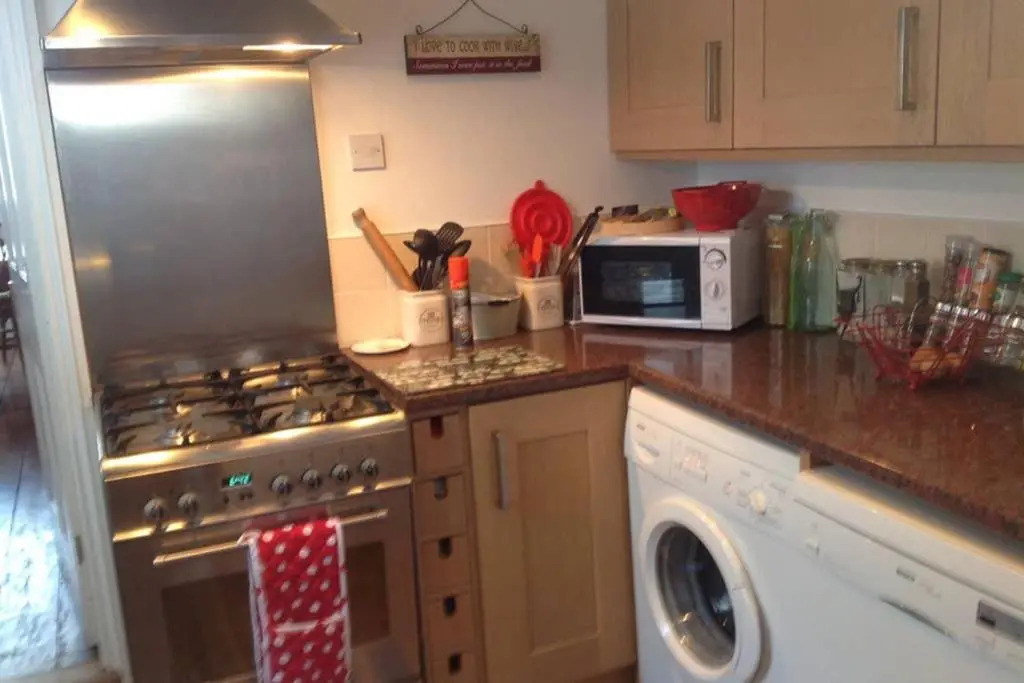 3 Bedroom 2 Bathrooms Apartment in Central Penzance