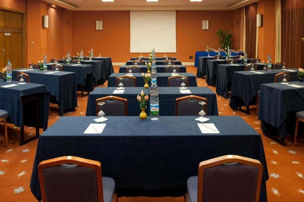 Le Meridien Nfis