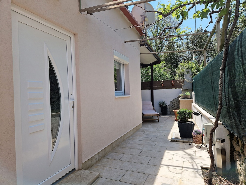House Petra 1