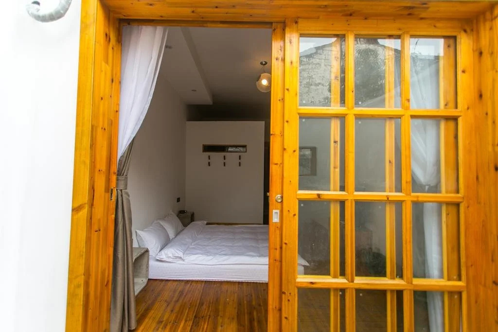 Yiyun Boutique Inn (Tongli Juepin Design)