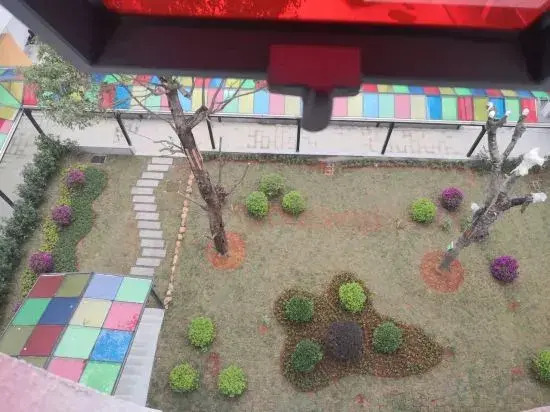 Pula Hotel (Yulin Jincheng Center Pedestrian Street)