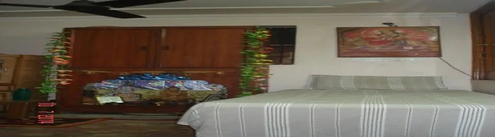 Room Maangta 511 Prashant Vihar