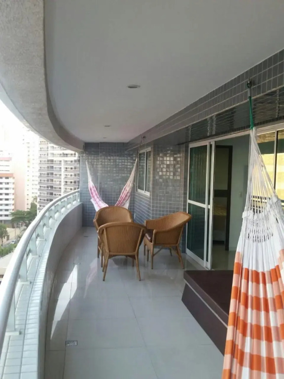 Apartamento Vista Mar 4 Suítes