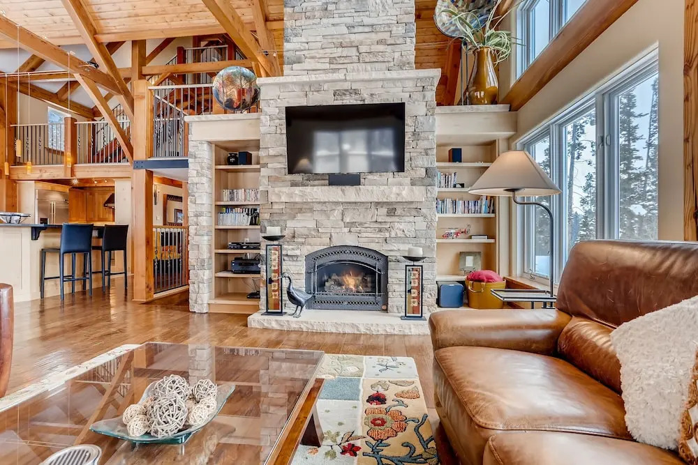 New Listing! Secluded Peak 7 W/ Hot Tub 5 Bedroom Home