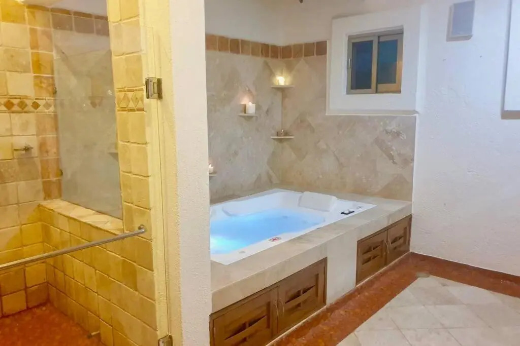 Casa Alexandra 4BR -10min 5ta y Playas! SLEEPS 11