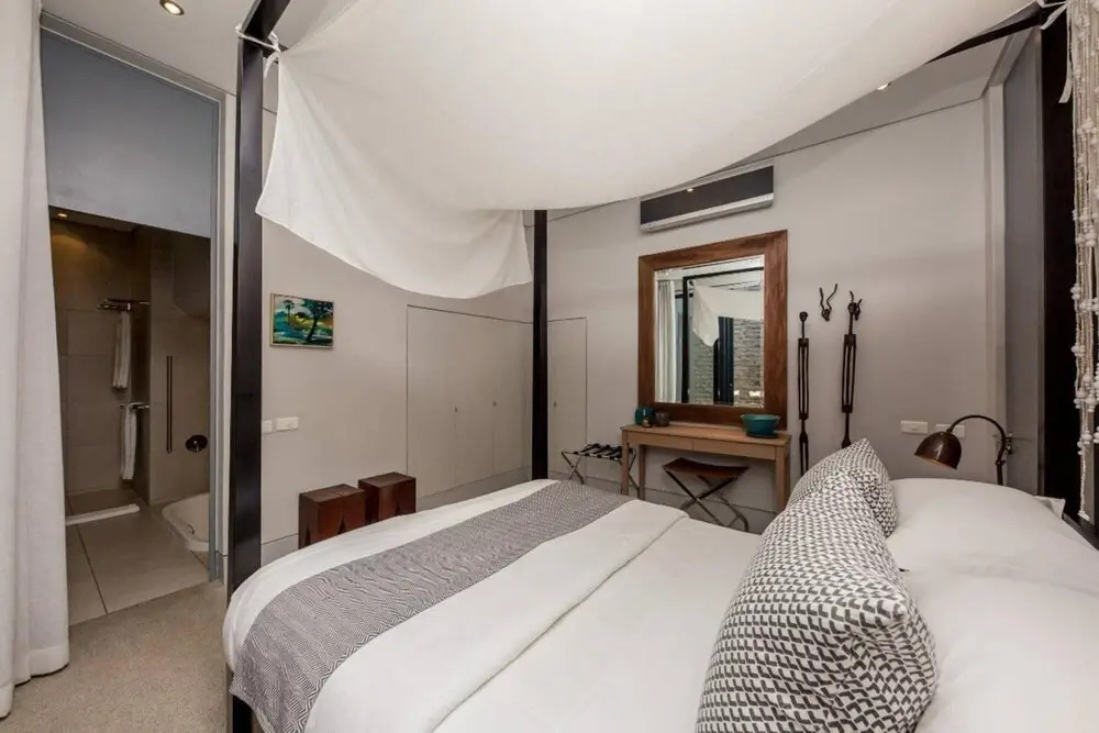 Spacious Holiday Apartment With Pool in Trendy De Waterkant Loader Apartment