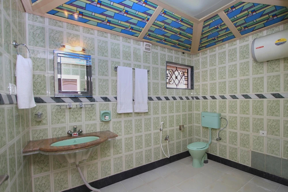 OYO 10438 Green Villa