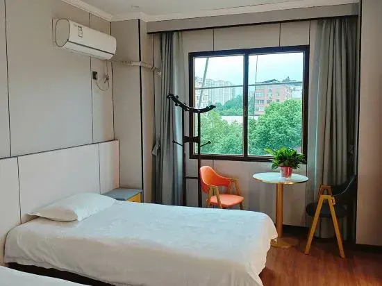 Zhenlu Scenic Hotel