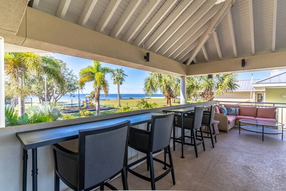 3260 Little Harbor