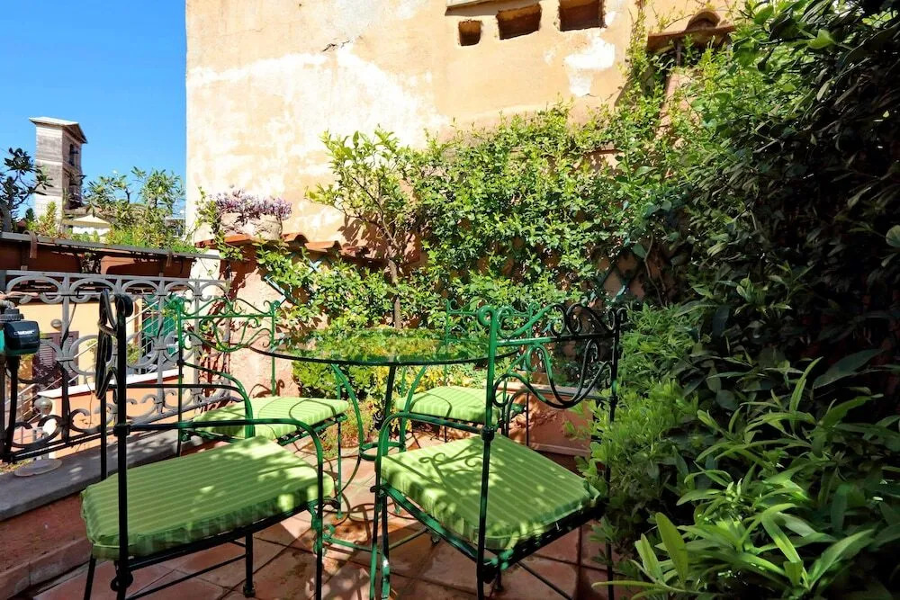 Romeloft Trevi Apartments