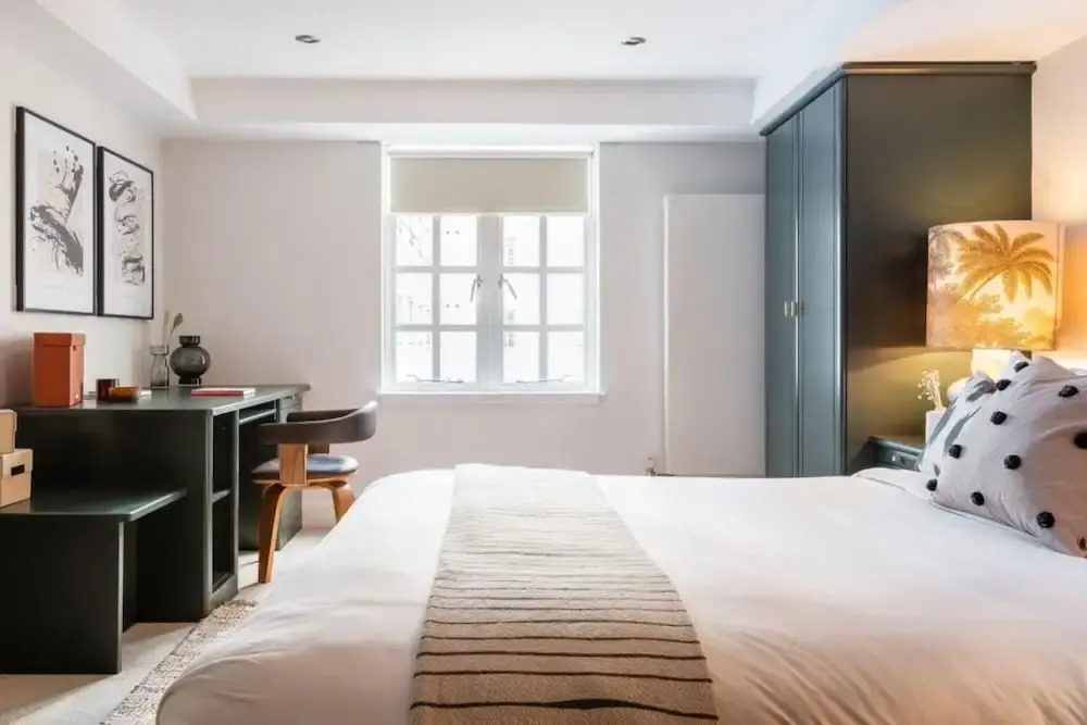 The Wapping Wharf - Modern Bright 2bdr Flat on the Thames With Parking