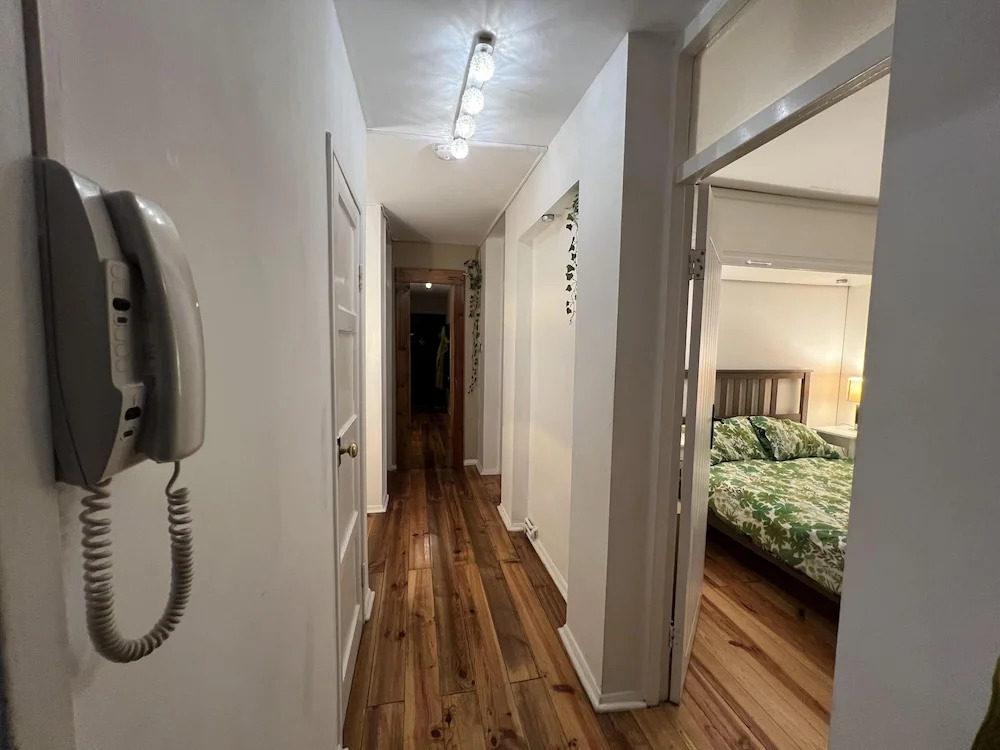 Specious 2 x Double Bedroom Flat in London E18