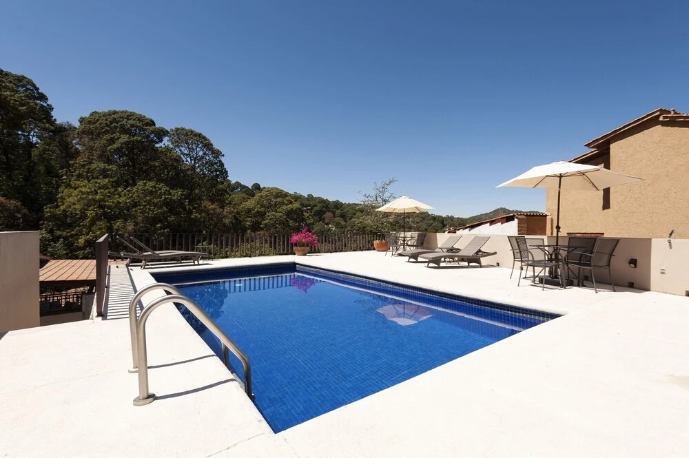 Hermosa Villa Vista al Lago