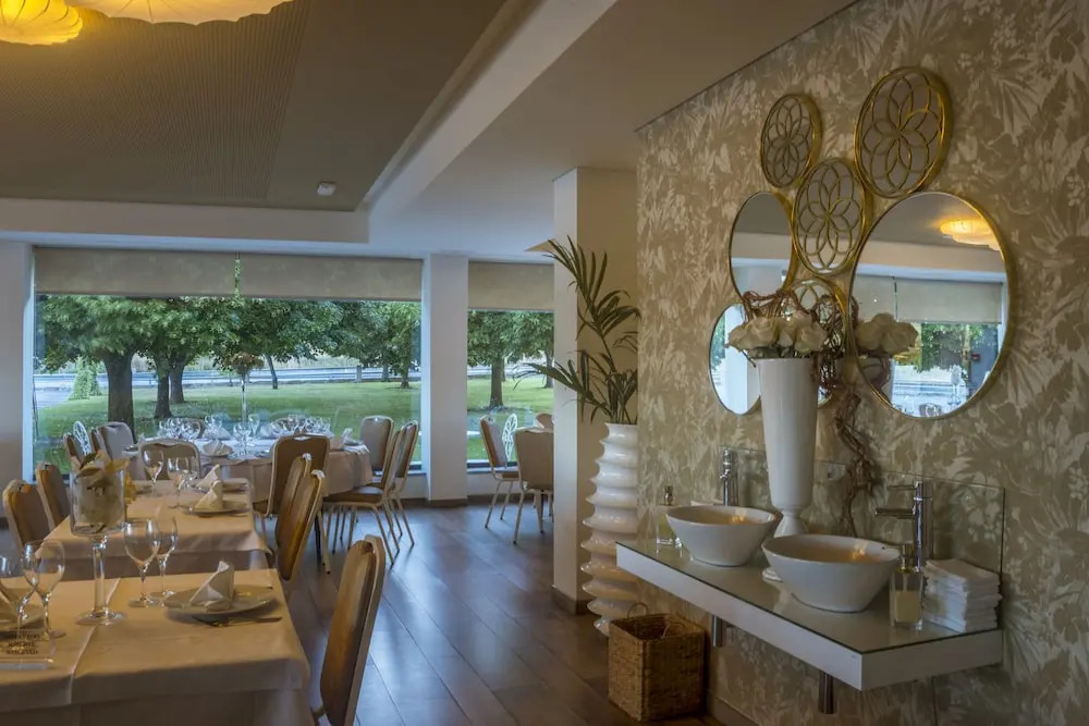Terrace Serra Hotel