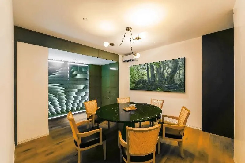 深圳后海木棉花酒店