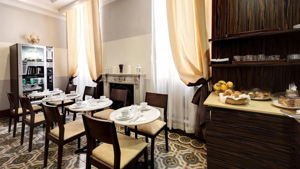 939 Hotel