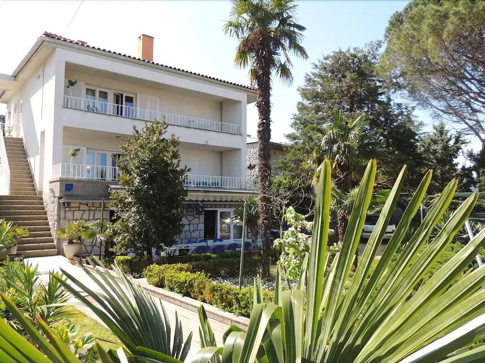 Apartments Mirko