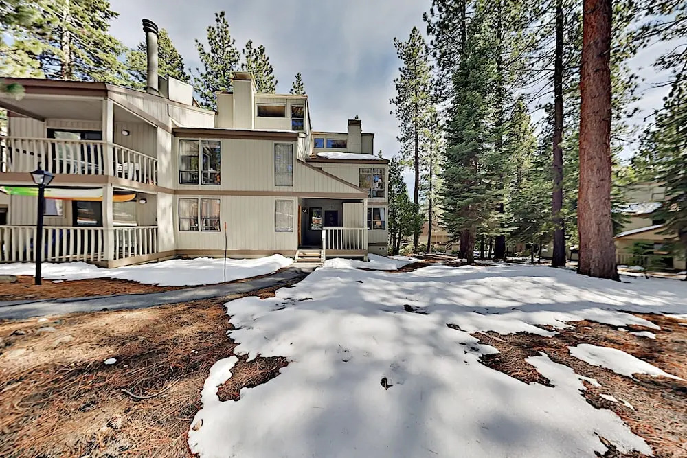 Henrys Tahoe Hideaway W/ Pool, Sauna & Tennis 3 Bedroom Condo