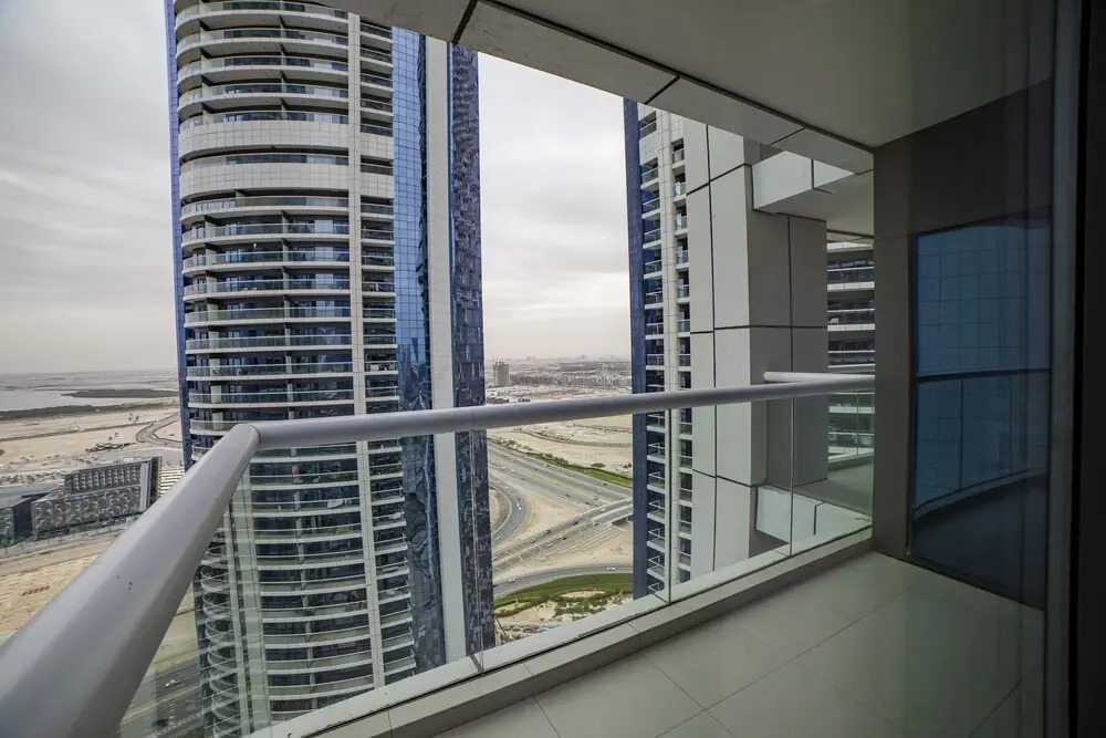 Luxury 2BR Apartment in Paramount Towers Business Bay