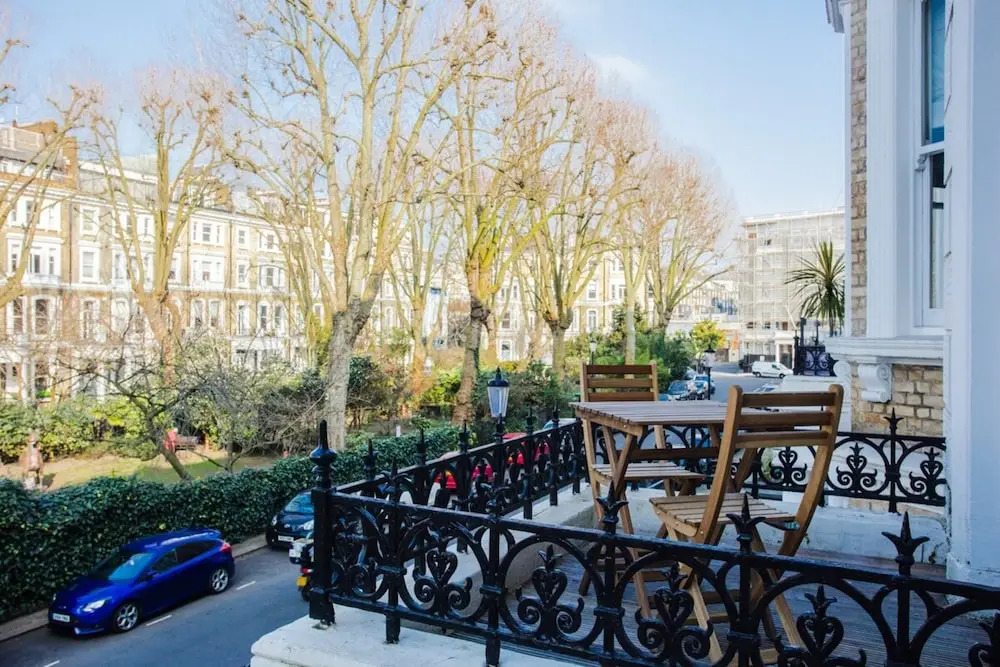 Modern & Spacious 1 Bedroom Apartment in London