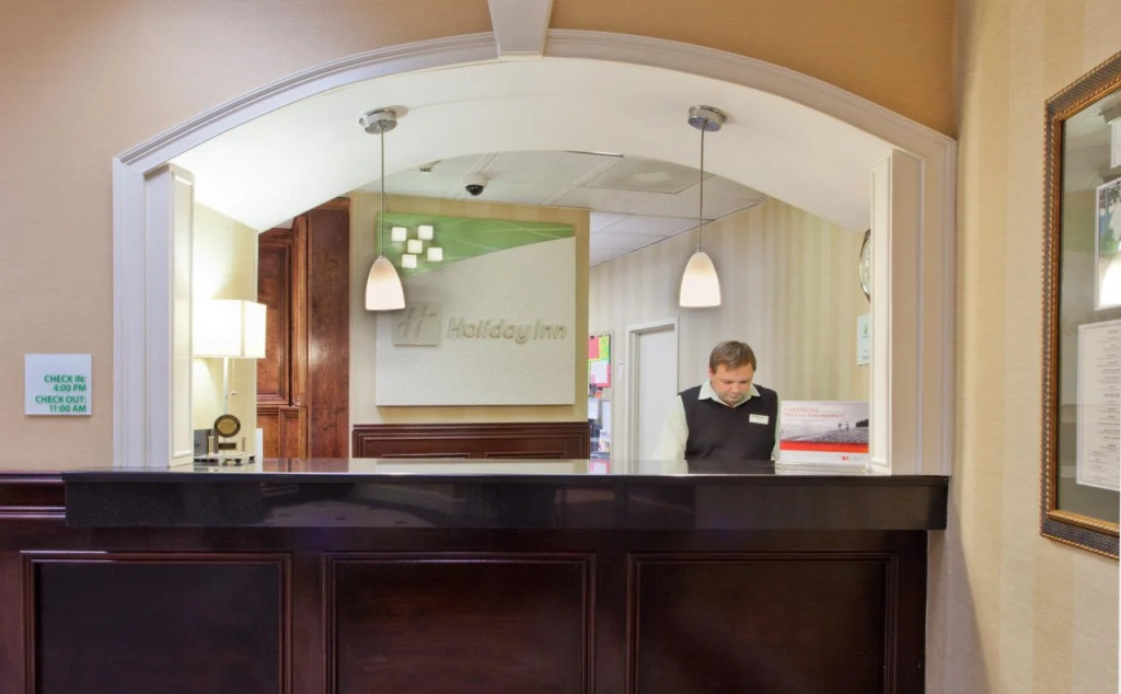 Holiday Inn Charleston-Riverview by IHG