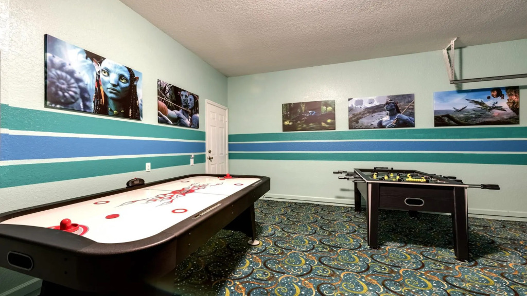No Rear Neighbor Disney Home With Pool SPA