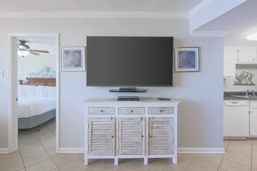 Island Winds East 207 2 Bedroom Condo
