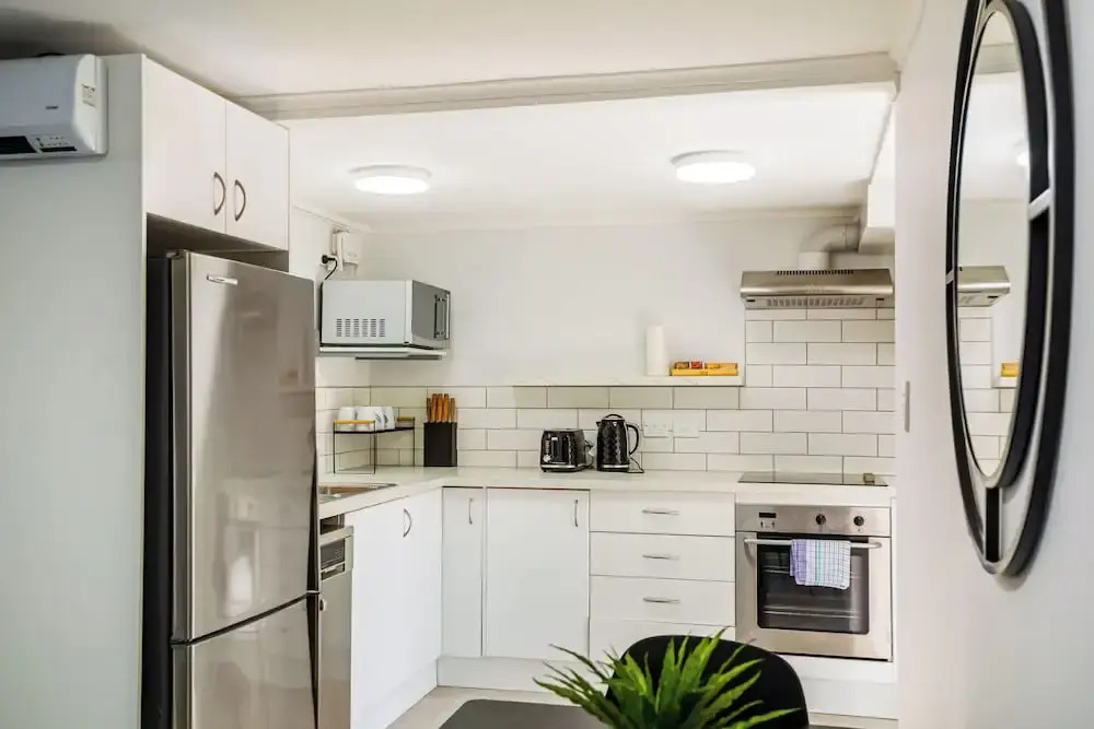 Riches Serendipity Home with Parking