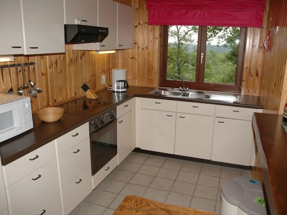 Cozy Holiday Home in Durbuy with Barbecue