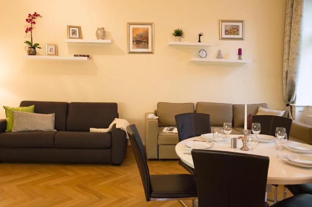 Modern Apartment Všehrdova