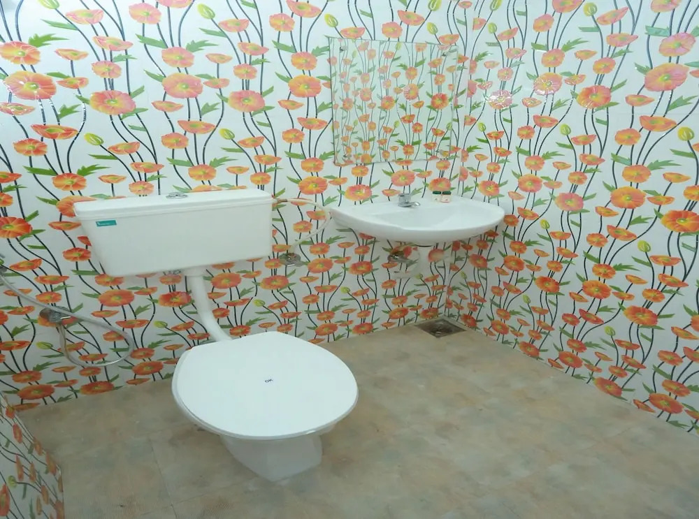 OYO 10278 Hotel Caprice Residency