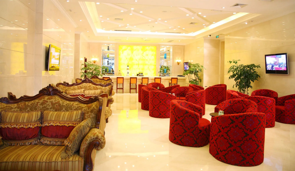 Rich Gate Hotel