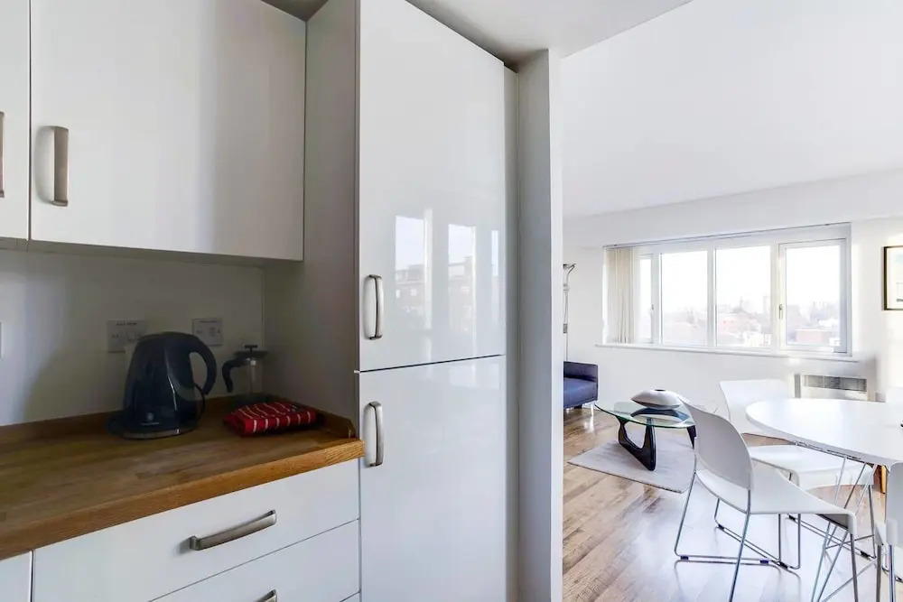 East London Rooftop Dream for 4