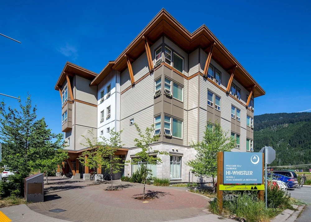 HI Whistler - Hostel