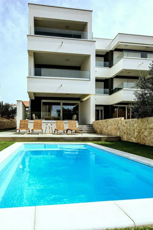 Imperial Apartment with Private Pool