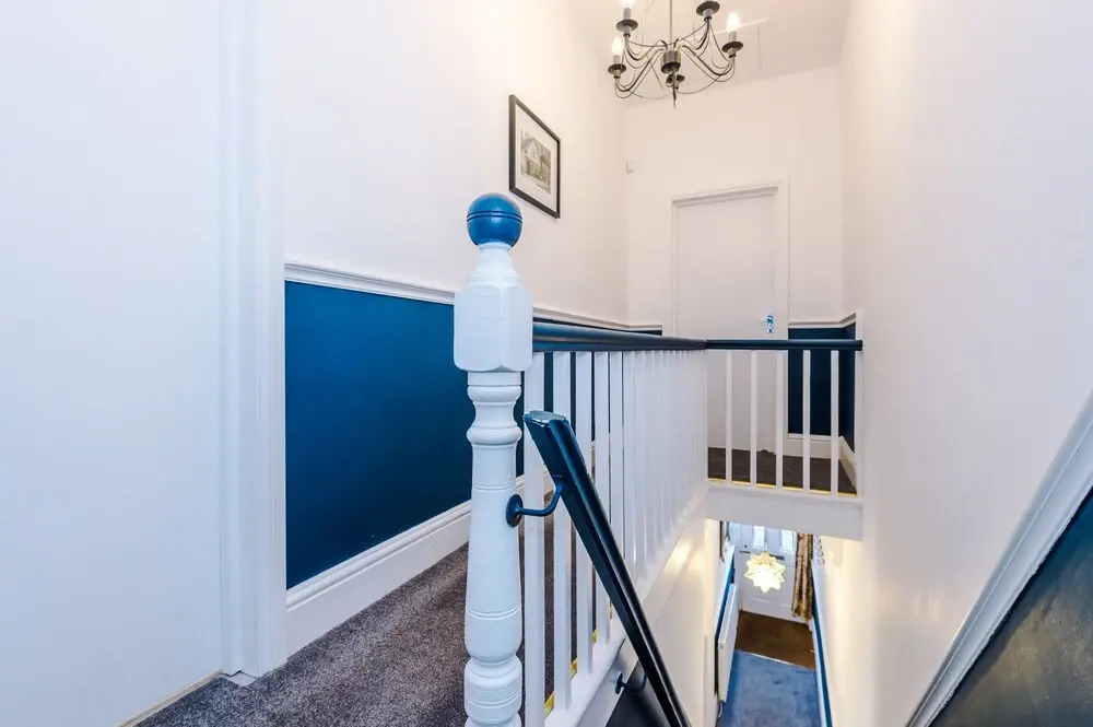R&R Character Victorian 4-Bedroom Home