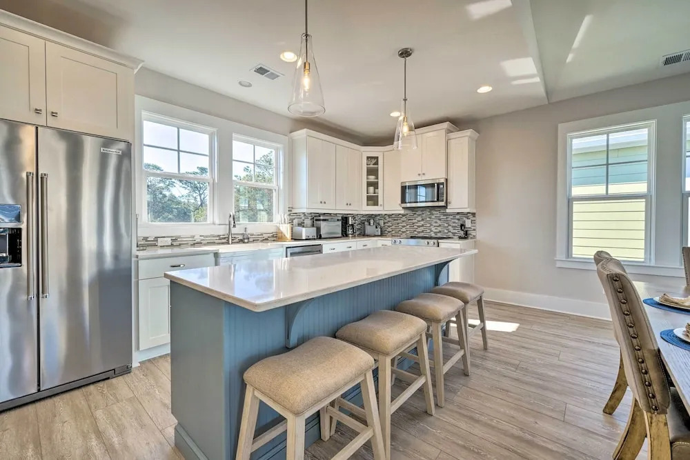 Kure Beach Townhome: Short Walk to the Beach!